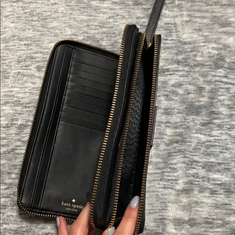 Kate Spade Wallet - Picture 4 of 5